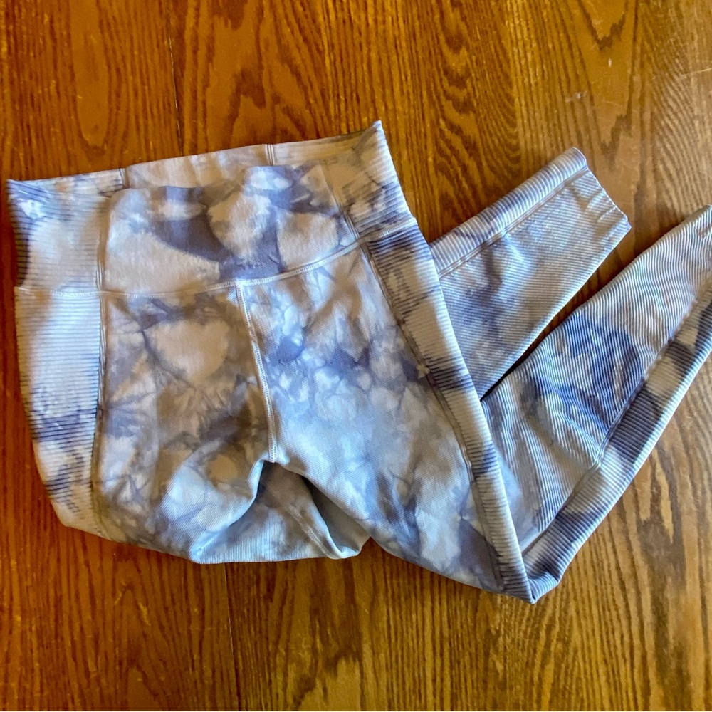 Aerie Offline Tie-Dye Leggings